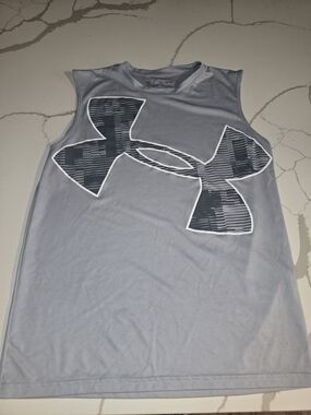 Under Armour Light Gray Graphic Performance Tank